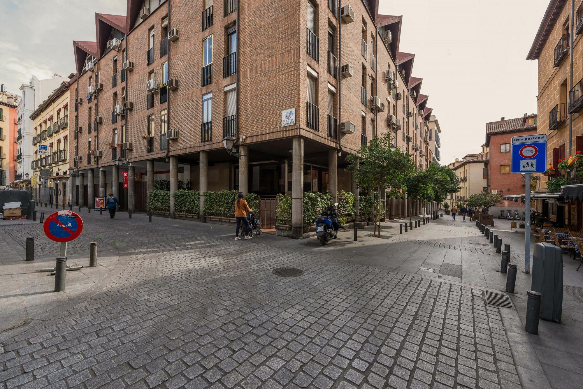 Apartamento Mercado San Miguel Com1 *